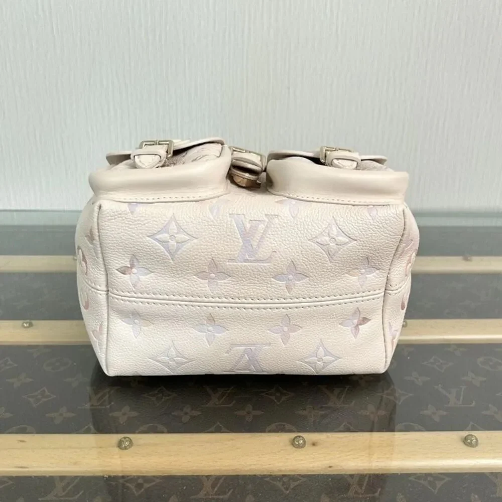 Louis Vuitton Women Pre-Loved Bag Very Good Condition